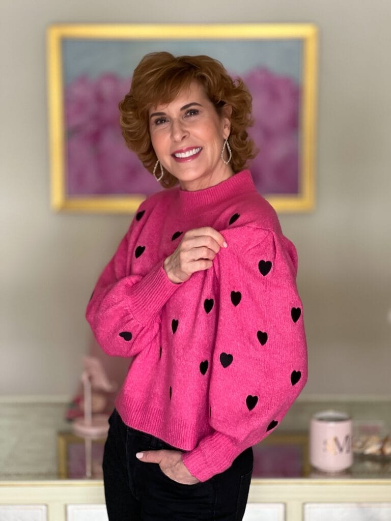 woman wearing avara's kaity sweater showing puff sleeve
